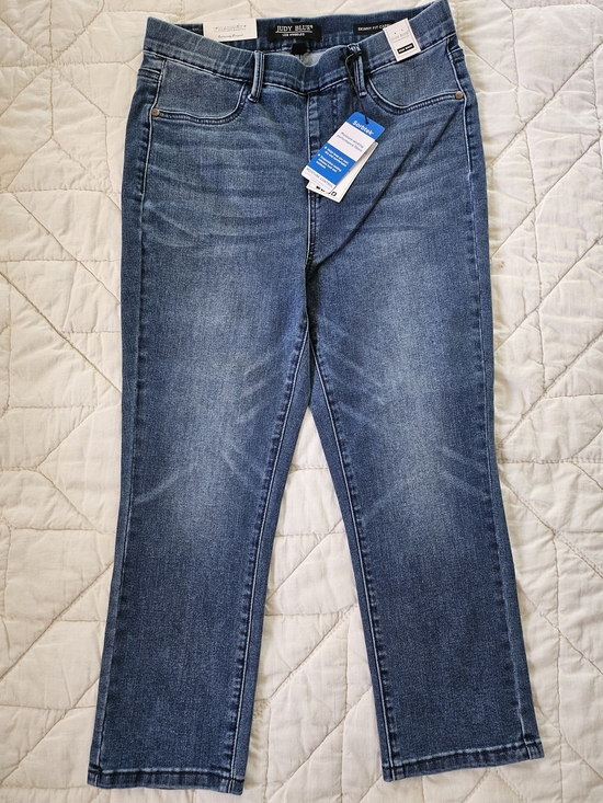 Judy Blue Denim - Judy Blue Pull-Up Skinny Fit Capri - Size 7/28
